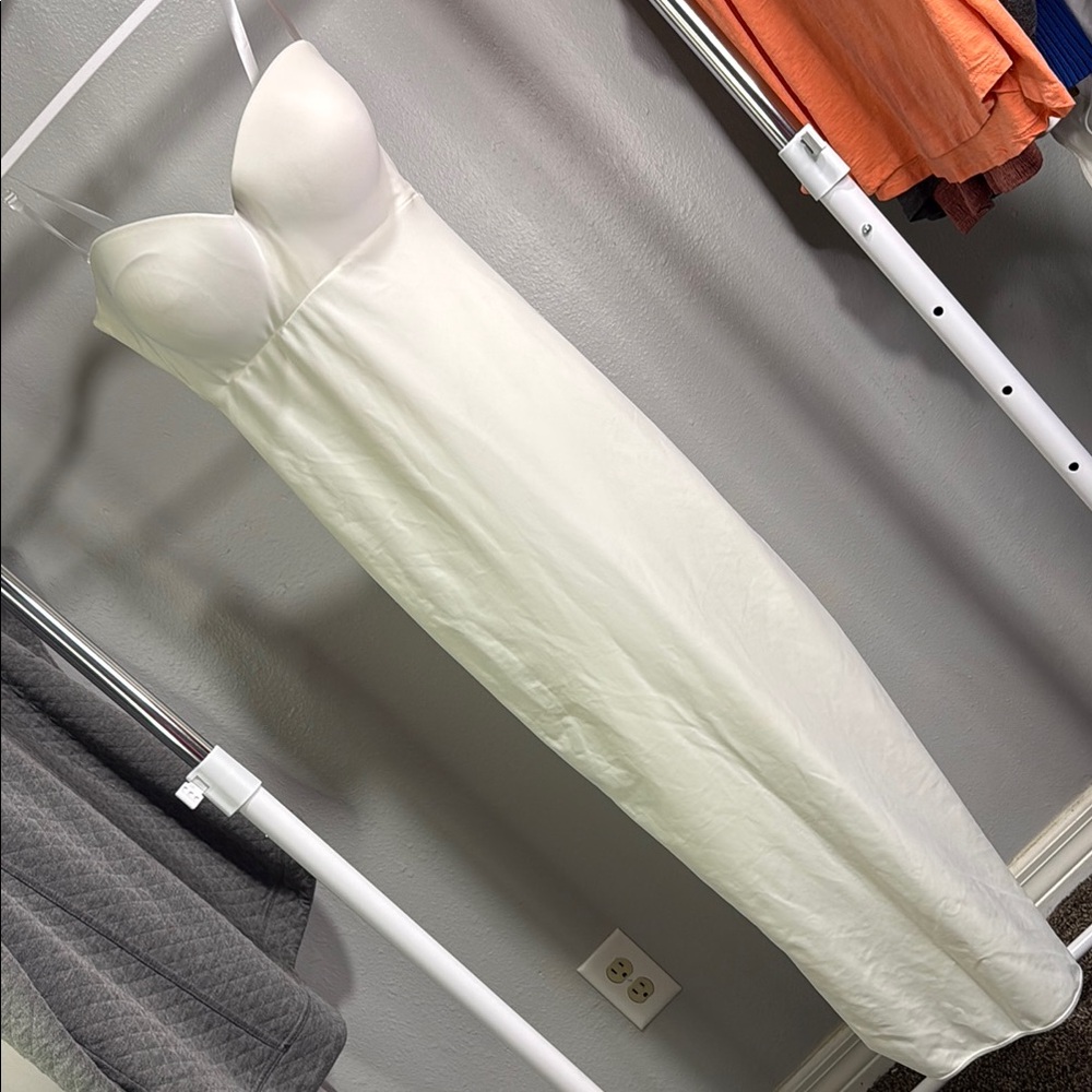 DAVID'S BRIDAL
Strapless Full Length Bra Slip